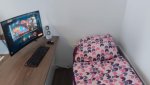 Zimmer Bettecke.jpg Zimmer Bettecke.jpg